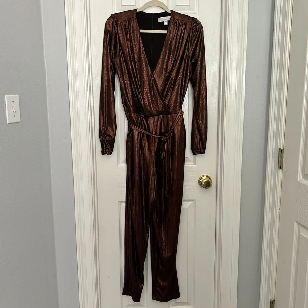 Adelyn Rae Lexi Metallic Jumpsuit Size M GUC - Picture 3 of 16